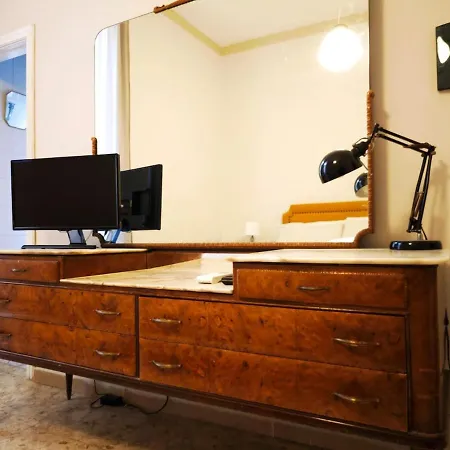 Domus Lux Apartment Naples