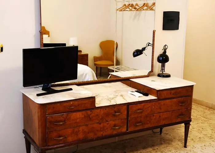 Domus Lux Apartman *