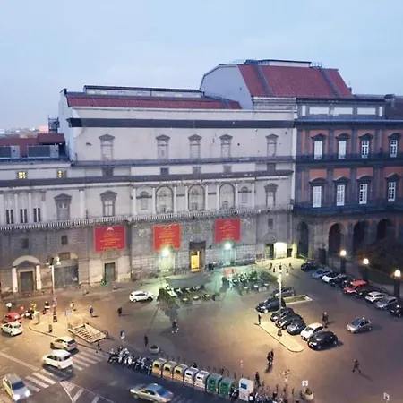 Domus Lux Nápoles